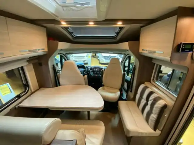 HYMER-ERIBA Future 430 T 